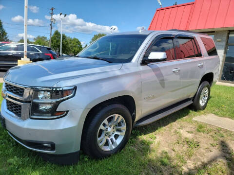 2018 Chevrolet Tahoe for sale at Select Auto Group in Wyoming MI