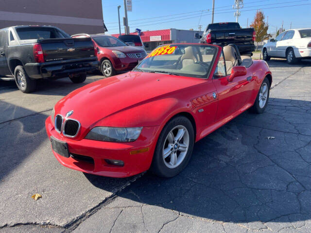 2001 BMW Z3 for sale at BOHL AUTOMOTIVE in Racine, WI