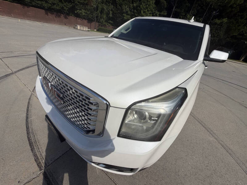 2017 GMC Yukon XL Denali