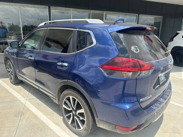 2020 Nissan Rogue SL