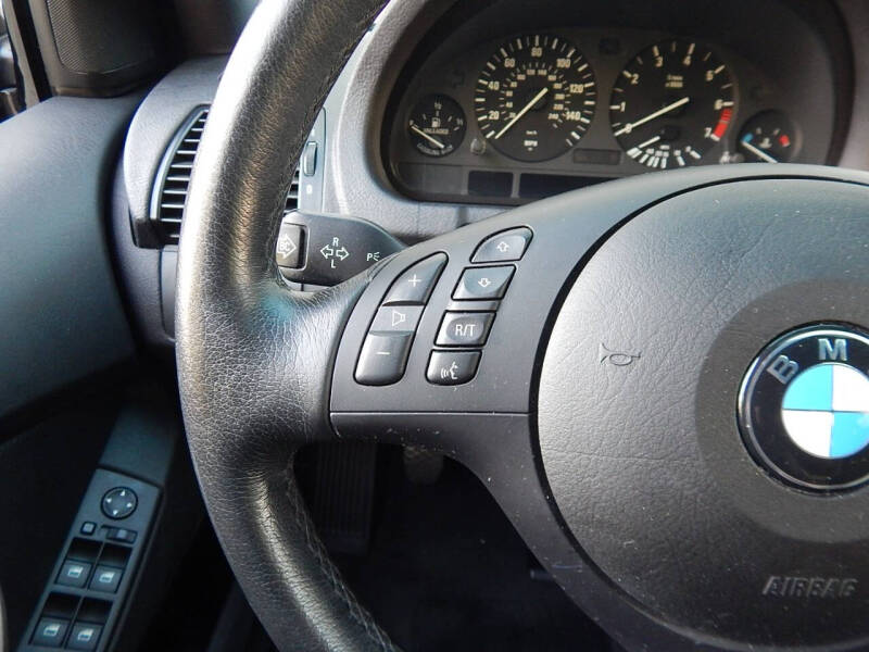 2003 BMW X5 3.0i