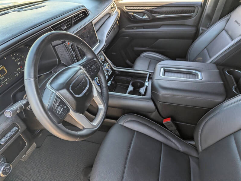 2024 GMC Yukon XL Denali