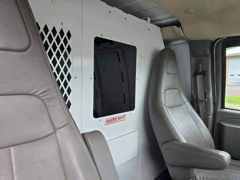 2017 Chevrolet Express 2500