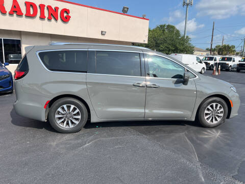 2021 Chrysler Pacifica Touring L