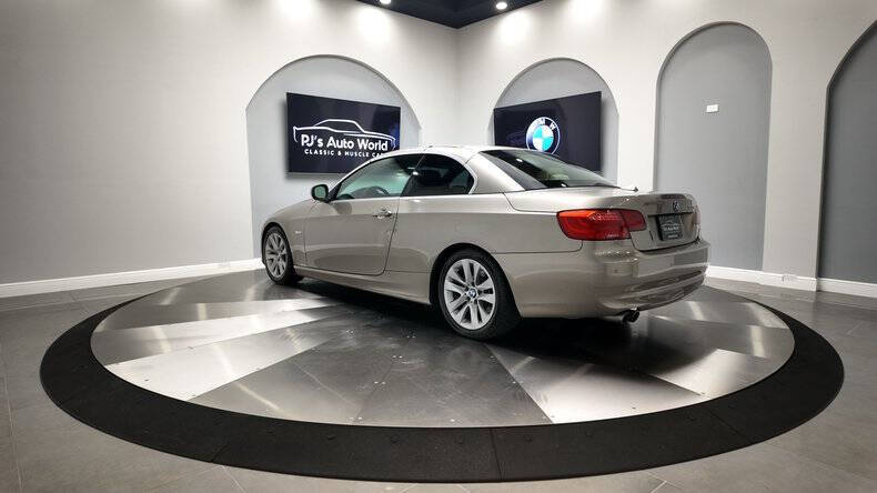 2011 BMW 3 Series 328i