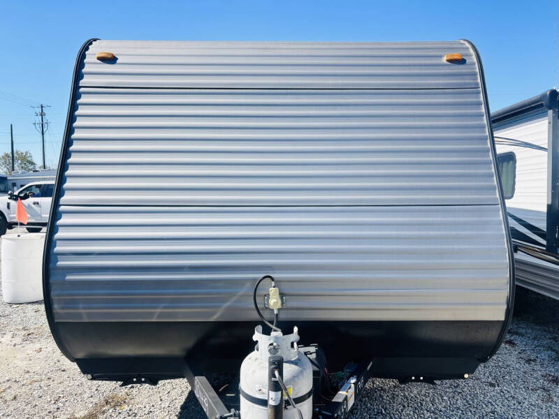 2023 Coleman Lantern 17B