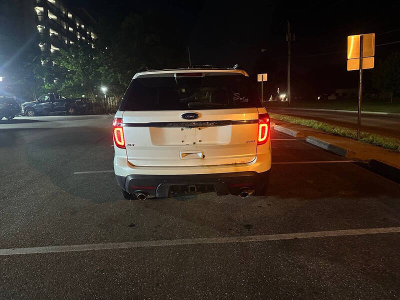 2011 Ford Explorer XLT