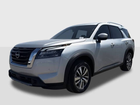 2025 Nissan Pathfinder SL