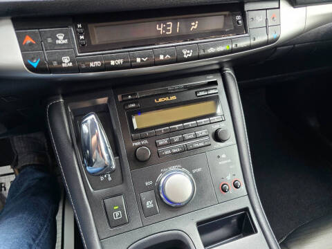 2011 Lexus CT 200h Premium