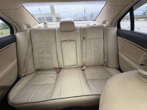 2012 Lincoln MKZ