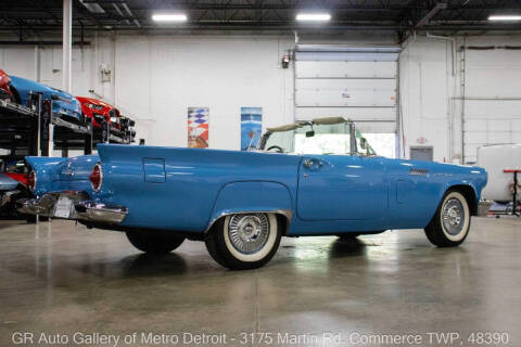 1957 Ford Thunderbird