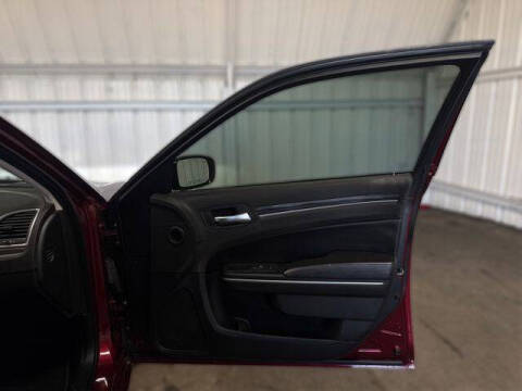 2019 Chrysler 300 Touring