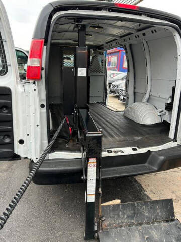 2016 Chevrolet Express 2500