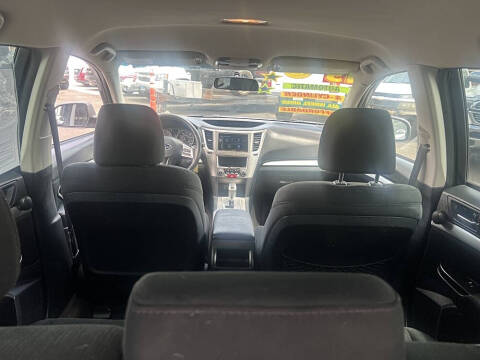 2013 Subaru Outback 2.5i