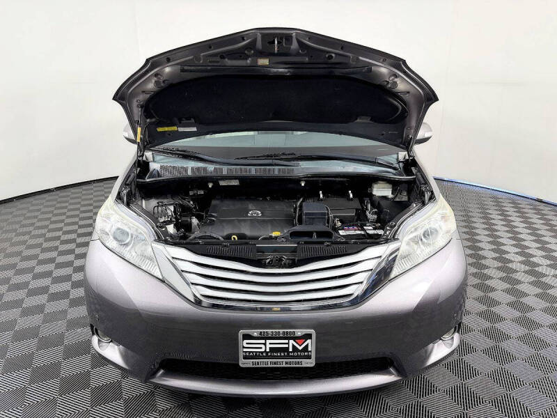2013 Toyota Sienna