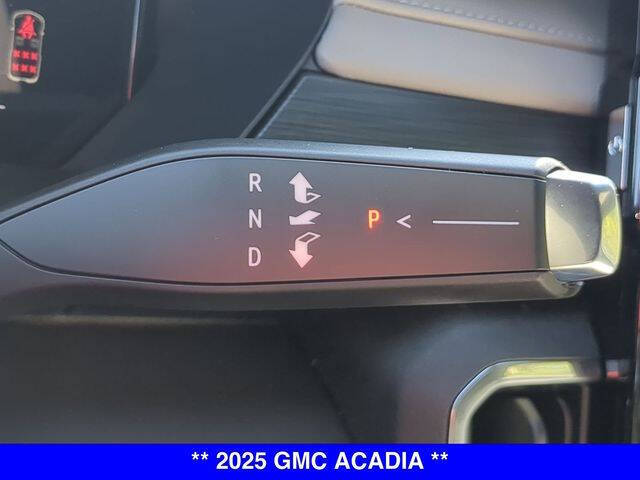 2025 GMC Acadia Elevation