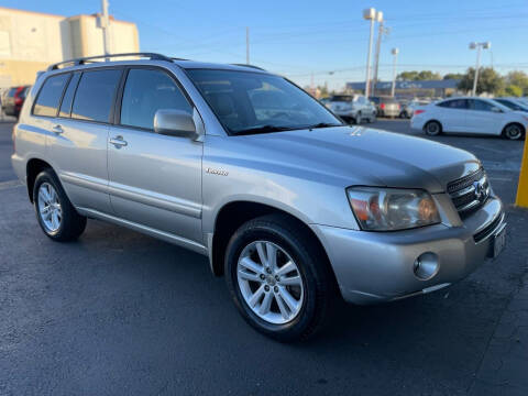 2006 Toyota Highlander Hybrid for sale at Golden Deals Motors in Sacramento CA