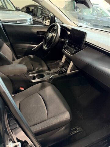 2025 Toyota Corolla Cross LE