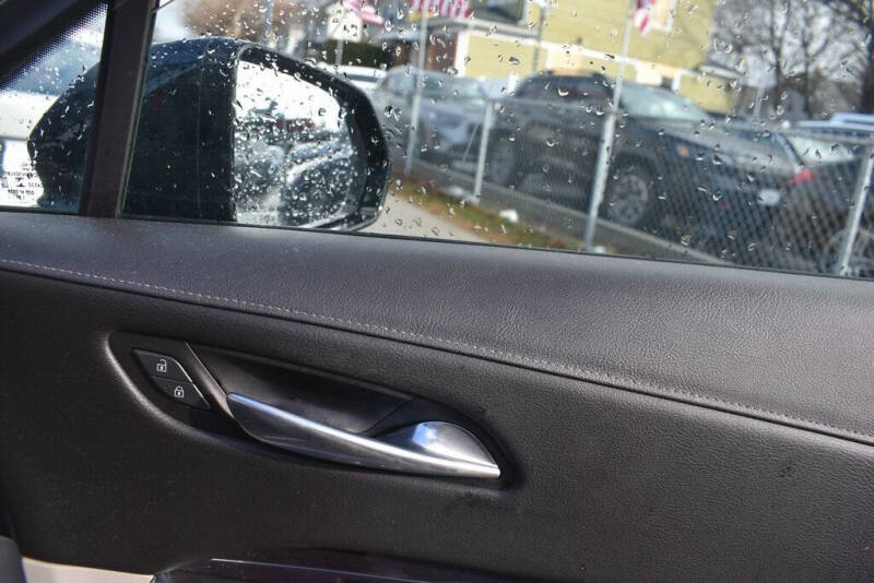 2019 Cadillac XT4 Luxury