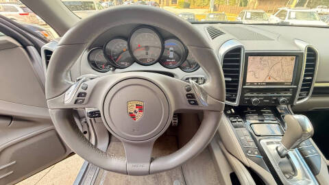 2011 Porsche Cayenne S Hybrid