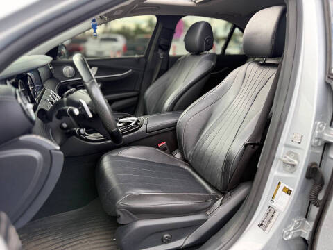 2017 Mercedes-Benz E-Class E 300