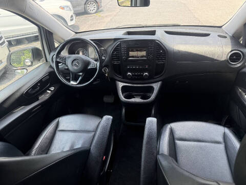 2016 Mercedes-Benz Metris Passenger