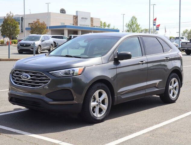 2020 Ford Edge SE