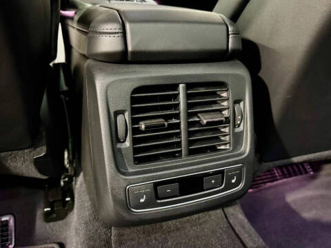 2023 Audi e-tron GT quattro Premium Plus