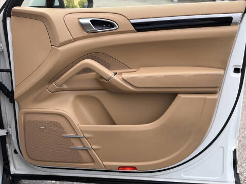 2012 Porsche Cayenne