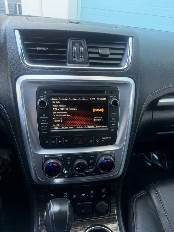 2016 GMC Acadia SLT-1