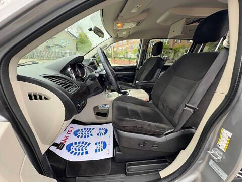 2012 Dodge Grand Caravan SXT