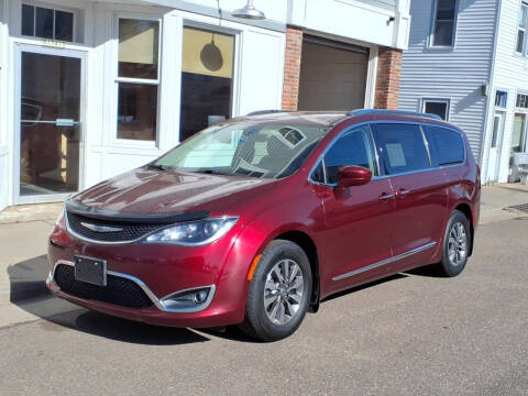 2020 Chrysler Pacifica Touring L Plus