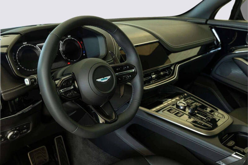 2026 Aston Martin DBX 707