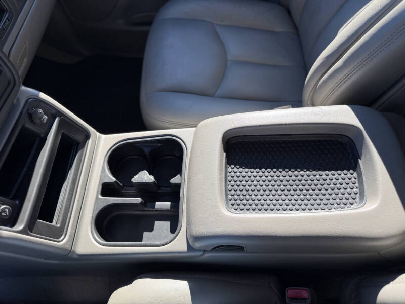 2004 GMC Yukon XL 1500 SLT