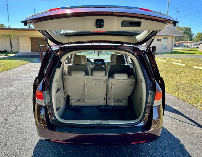 2014 Honda Odyssey  - $15,995
