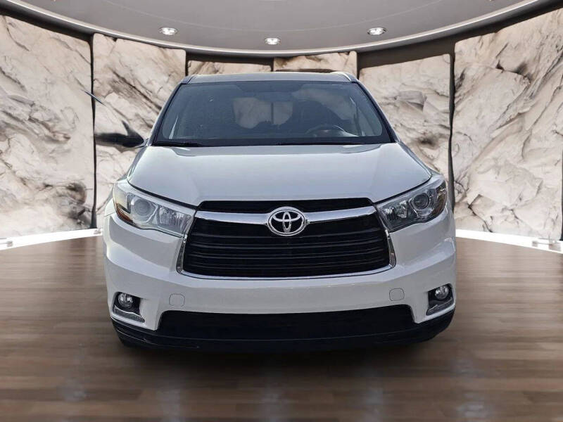 2016 Toyota Highlander