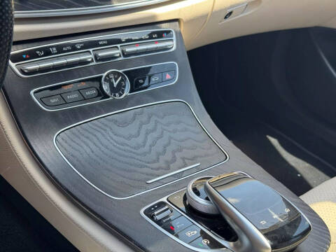 2018 Mercedes-Benz E-Class E 300