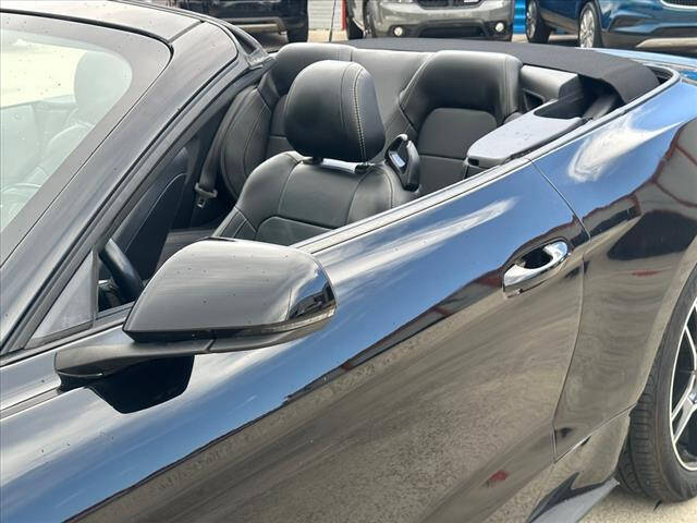 2018 FORD Mustang Convertible - $15,997