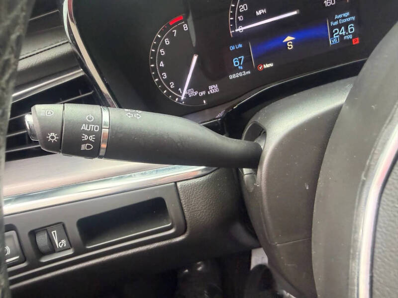 2018 Cadillac XT5 Premium Luxury