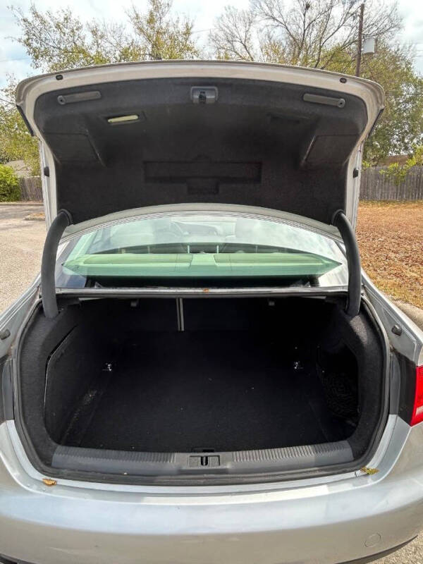 2011 Audi A4 2.0T Premium Plus