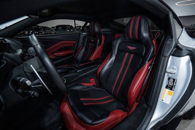 2019 Aston Martin Vantage