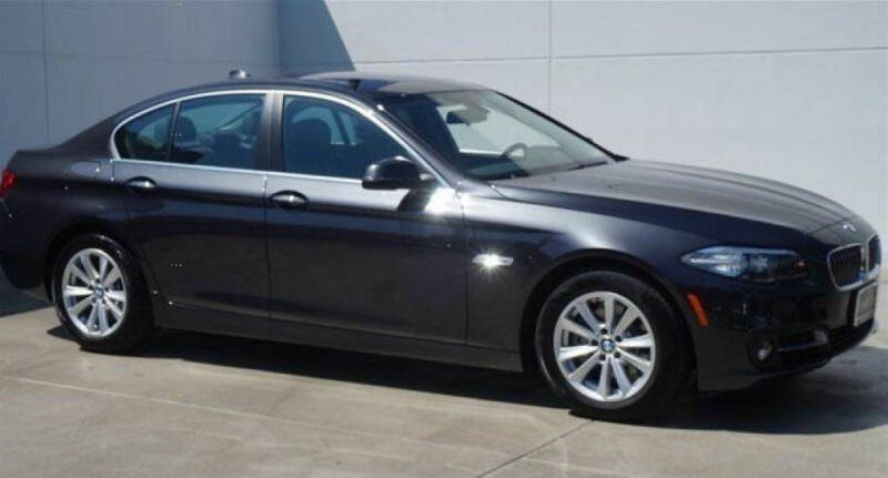 2015 BMW 5 Series 528i