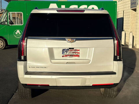 2019 Cadillac Escalade Platinum