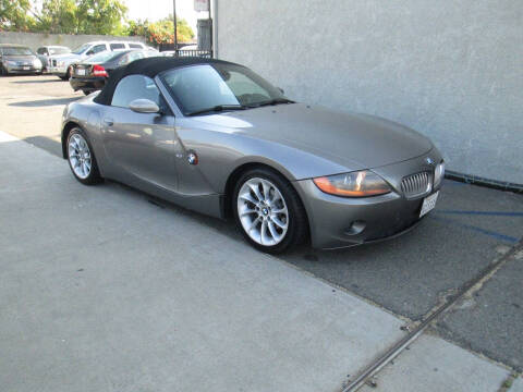 2003 BMW Z4 for sale at Unique Plaza Auto Sales in Sacramento CA