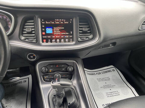 2016 Dodge Challenger SXT