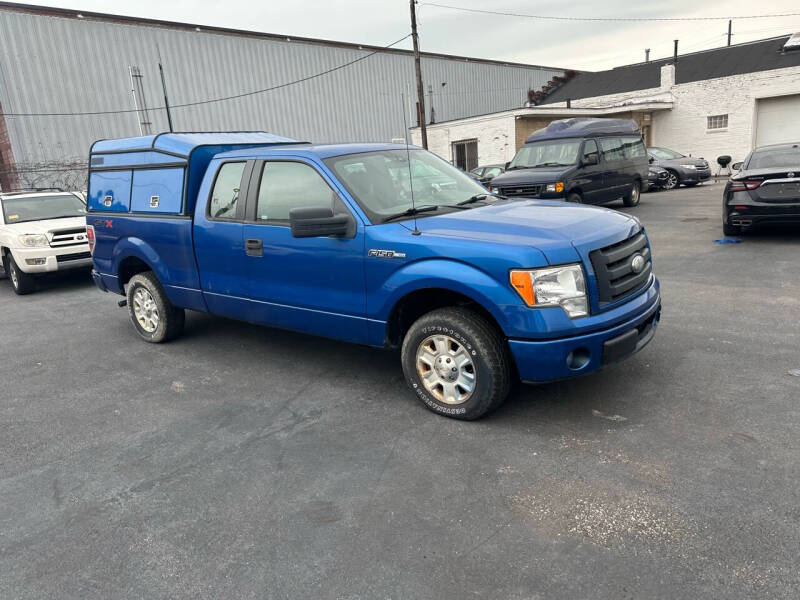 2009 Ford F-150 STX photo 30