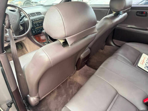 1992 Lexus ES 300