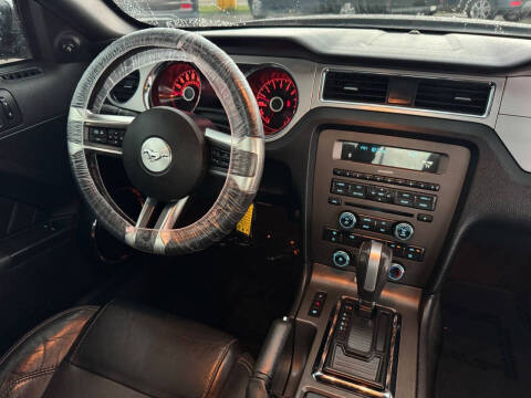 2014 Ford Mustang V6 Premium