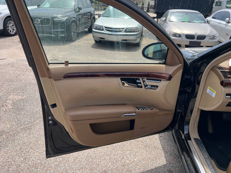 2008 Mercedes-Benz S-Class S 550
