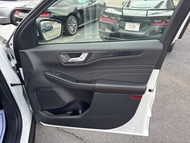 2026 Ford Escape ST-Line Select
